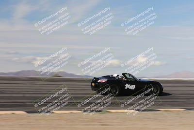 media/Jan-04-2026-SCCA SD (Sun) [[defc442887]]/4-Novice Group/Session 2 Bowl Speed Pans/